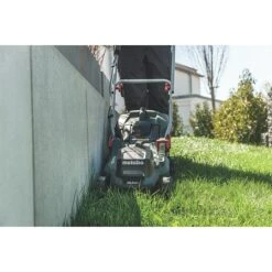 Metabo Akku-Rasenmäher RM 36-18 LTX BL 36  18 V, Ohne Akku, 5,2 Ah, Schnittbreite: 36 Cm -Gartenwerkzeuge 12 45